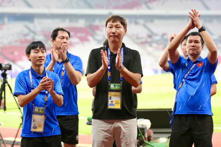 Chung kết U23 Việt Nam – U23 Indonesia “căng như dây đàn”, VAR chính thức nhập cuộc - 1