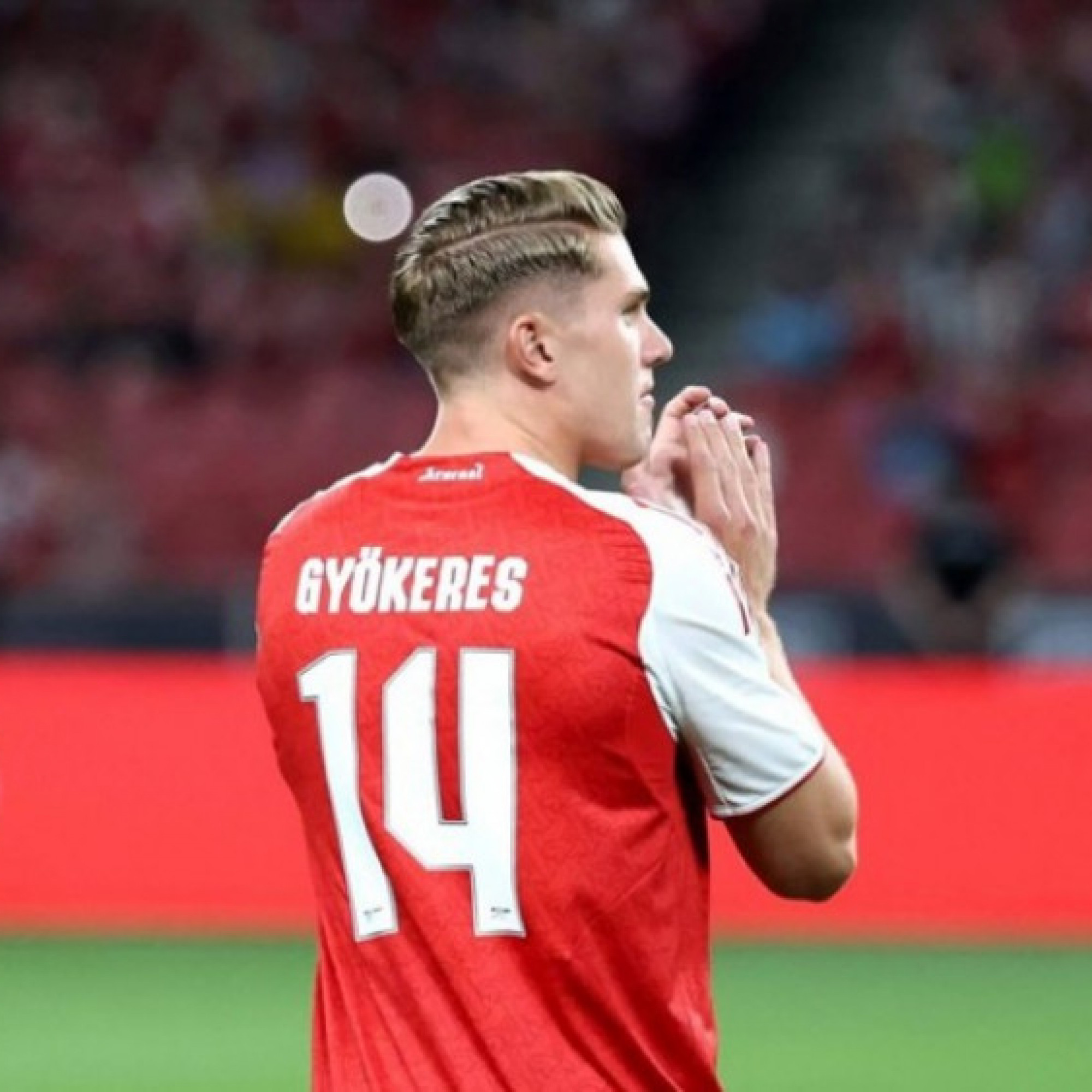  - Tin mới nhất bóng đá sáng 30/7: Gyokeres khiến website bán hàng của Arsenal quá tải