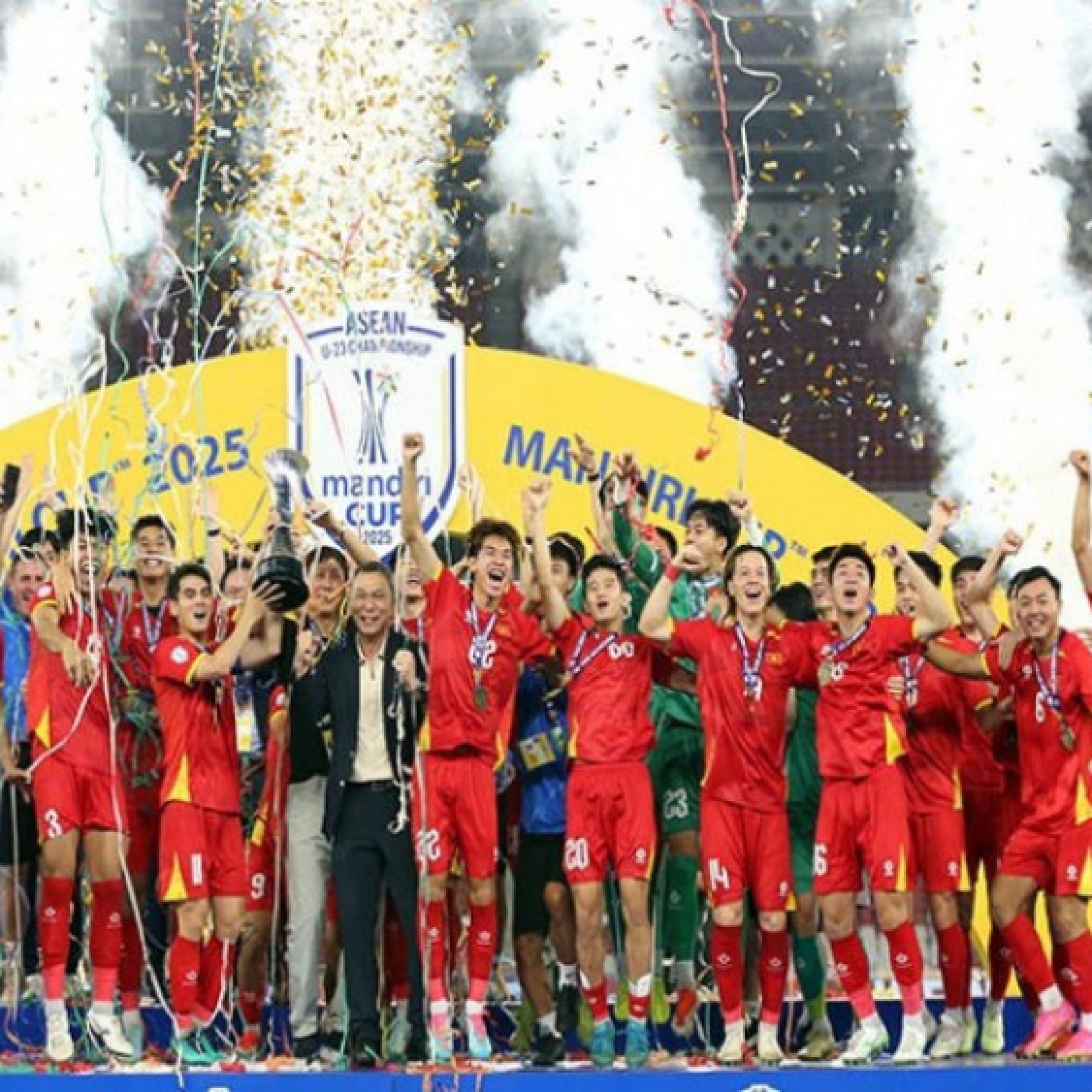  - Trực tiếp U23 Việt Nam về nước: Chào đón những người hùng Đông Nam Á