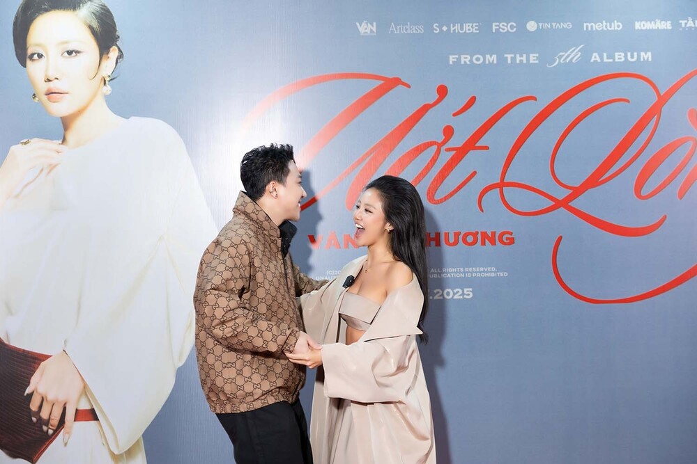 Trấn Thành đến ủng hộ Văn Mai Hương ra mắt MV "Ướt lòng", làm 1 điều đặc biệt dành cho nữ ca sĩ - 2