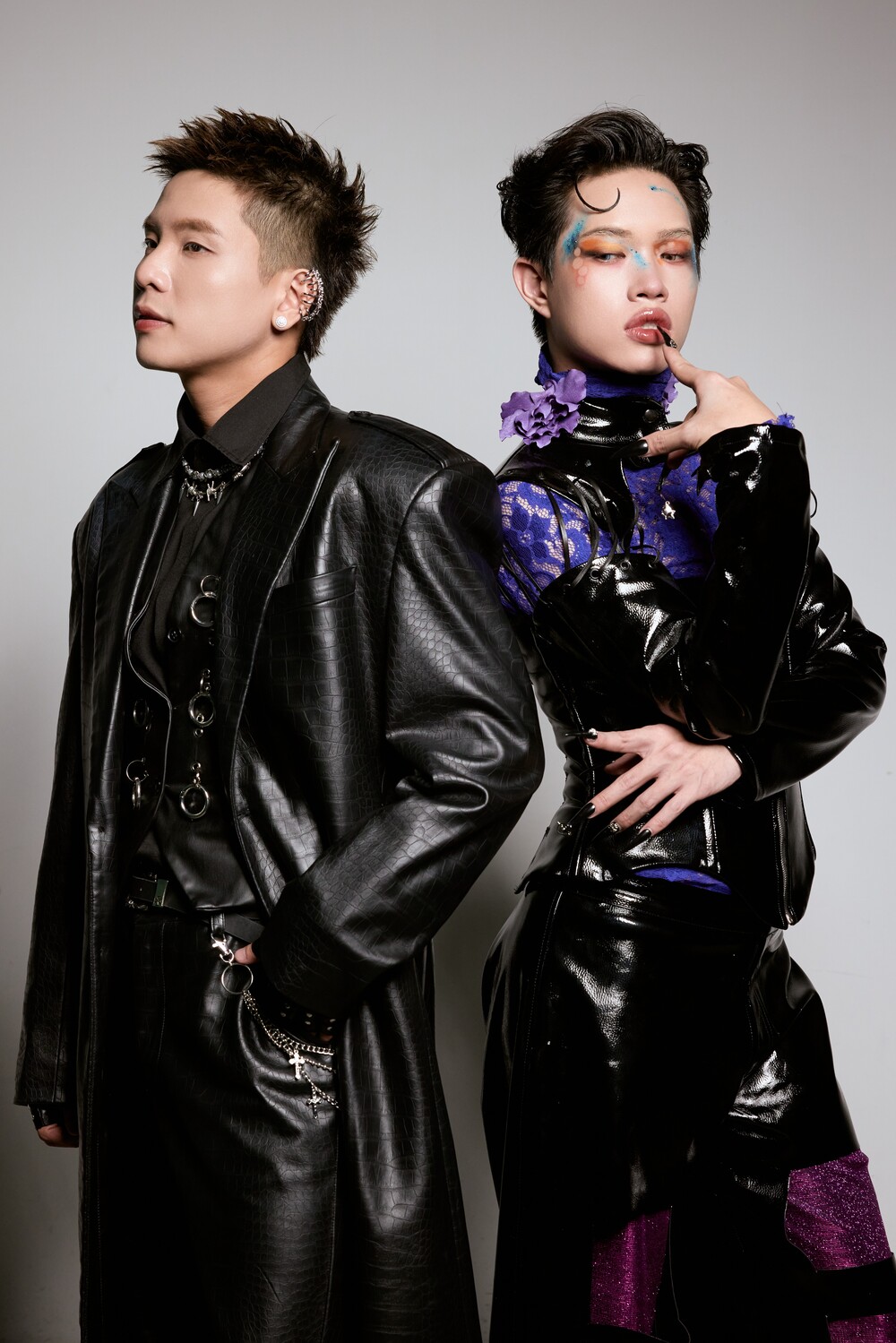 Thoát hình ảnh hoàng tử ballad, Quân A.P cháy hết mình cùng Pháp Kiều trong  Falling With You - 1