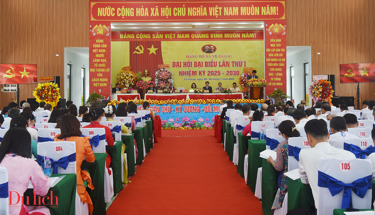 ve giang khat vong phat trien du lich gan voi lang nghe truyen thong - 9