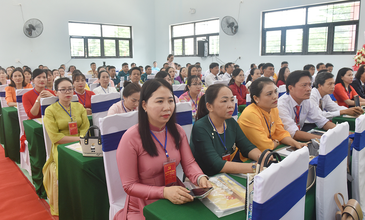 ve giang khat vong phat trien du lich gan voi lang nghe truyen thong - 18