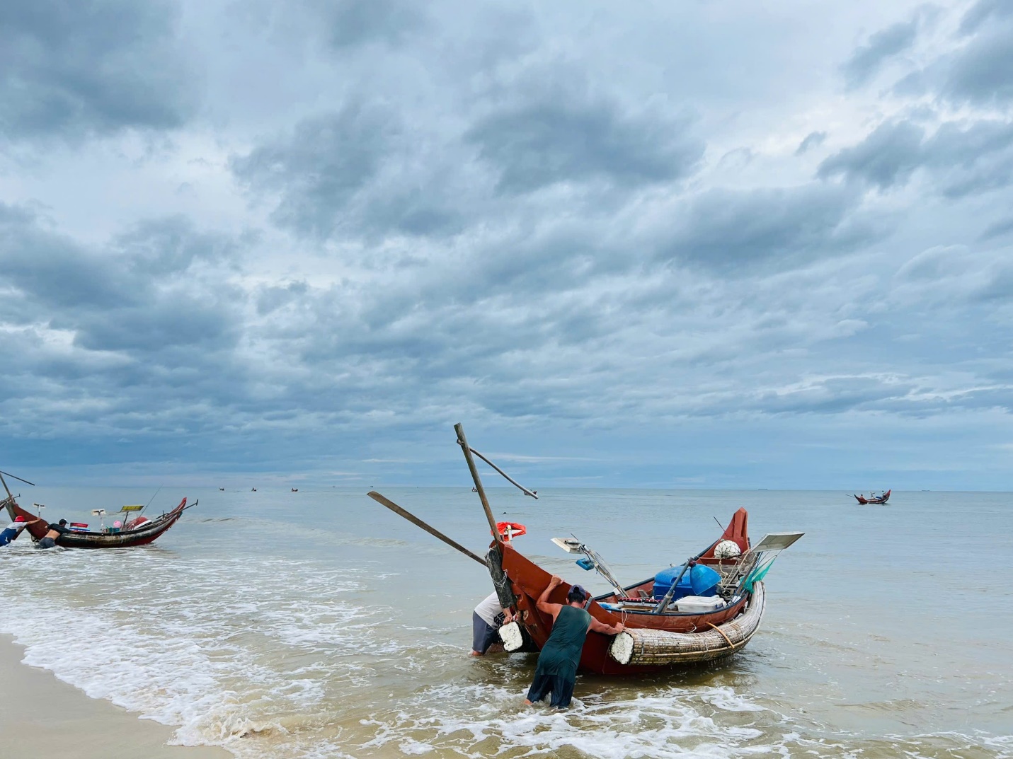 Dừng chân bên biển Đông Hải lắng nghe tiếng biển thì thầm bên tai - 14