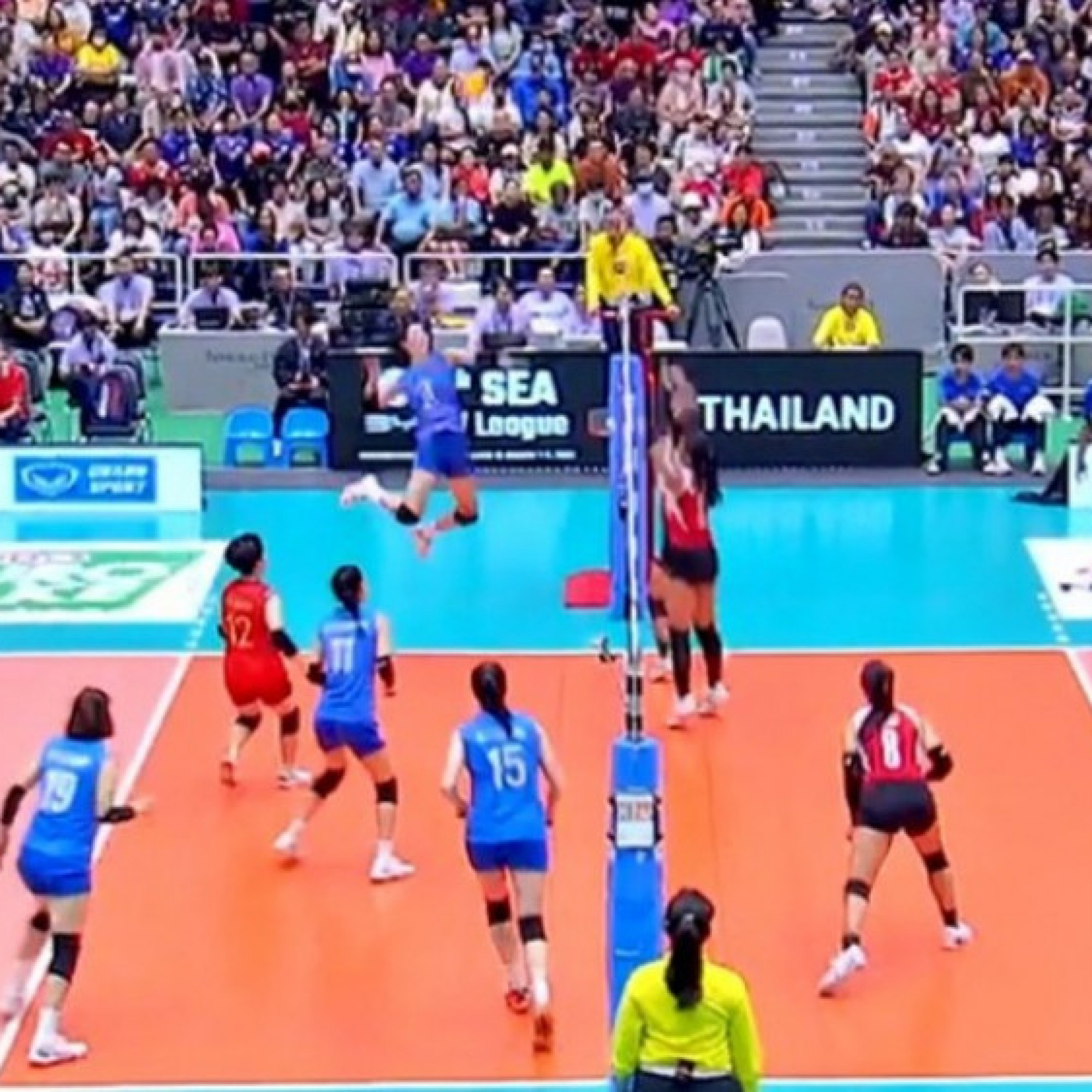  - Kết quả bóng chuyền nữ Việt Nam - Philippines: Không hề đơn giản (Sea V-League)