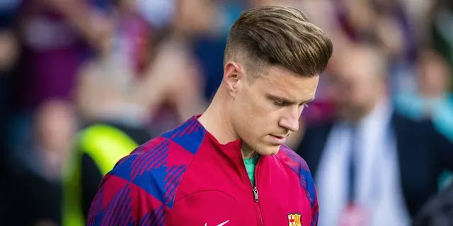 Barca "nín thở" với vụ Ter Stegen nổi loạn, báo giới lo Rashford không được đá - 1