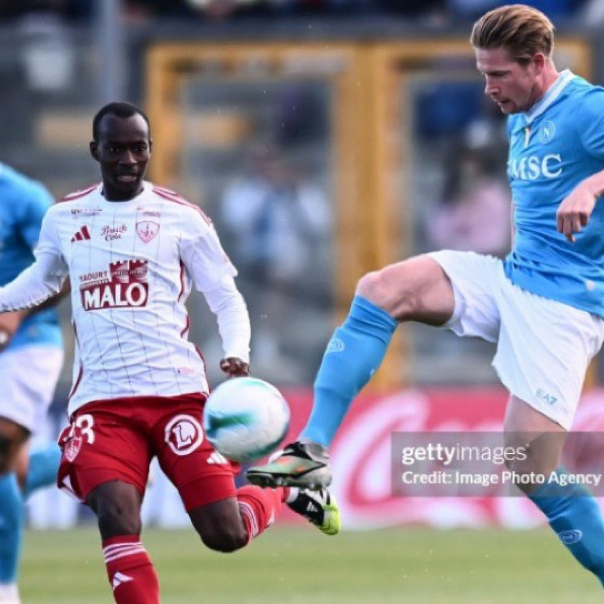  - Video bóng đá Napoli - Brest: Choáng váng hiệp đầu, De Bruyne suýt có siêu phẩm