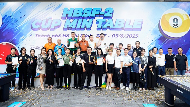 Nữ HLV gym Ngọc Mỹ cùng dàn người đẹp bi-a gây ấn tượng tại HBSF Tour - 13