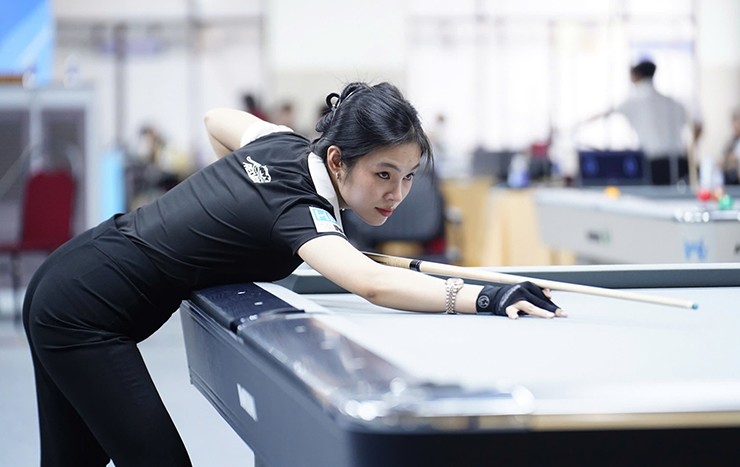 Nữ HLV gym Ngọc Mỹ cùng dàn người đẹp bi-a gây ấn tượng tại HBSF Tour - 5