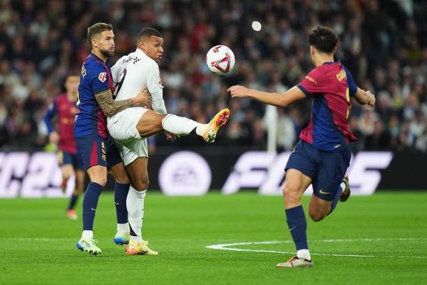 Real & ký ức đau thương thua Barcelona 4 trận: Làm gì để "phục hận" mùa tới? - 2