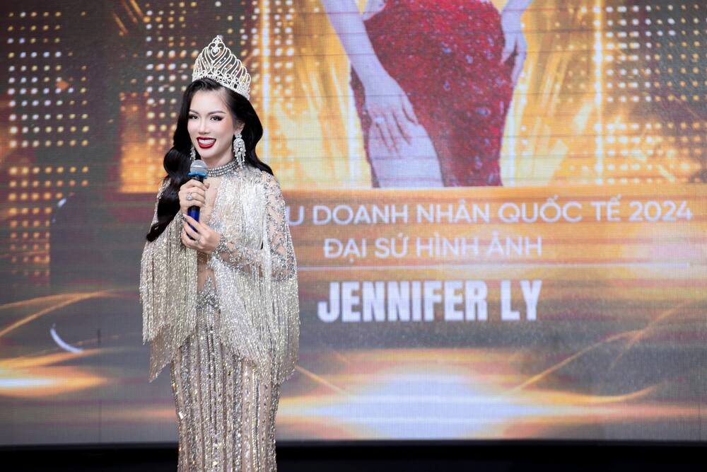 Hoa hậu Siêu quốc gia 2013 Mutya Johanna Datul làm giám khảo Miss Universe Business 2025 - 4