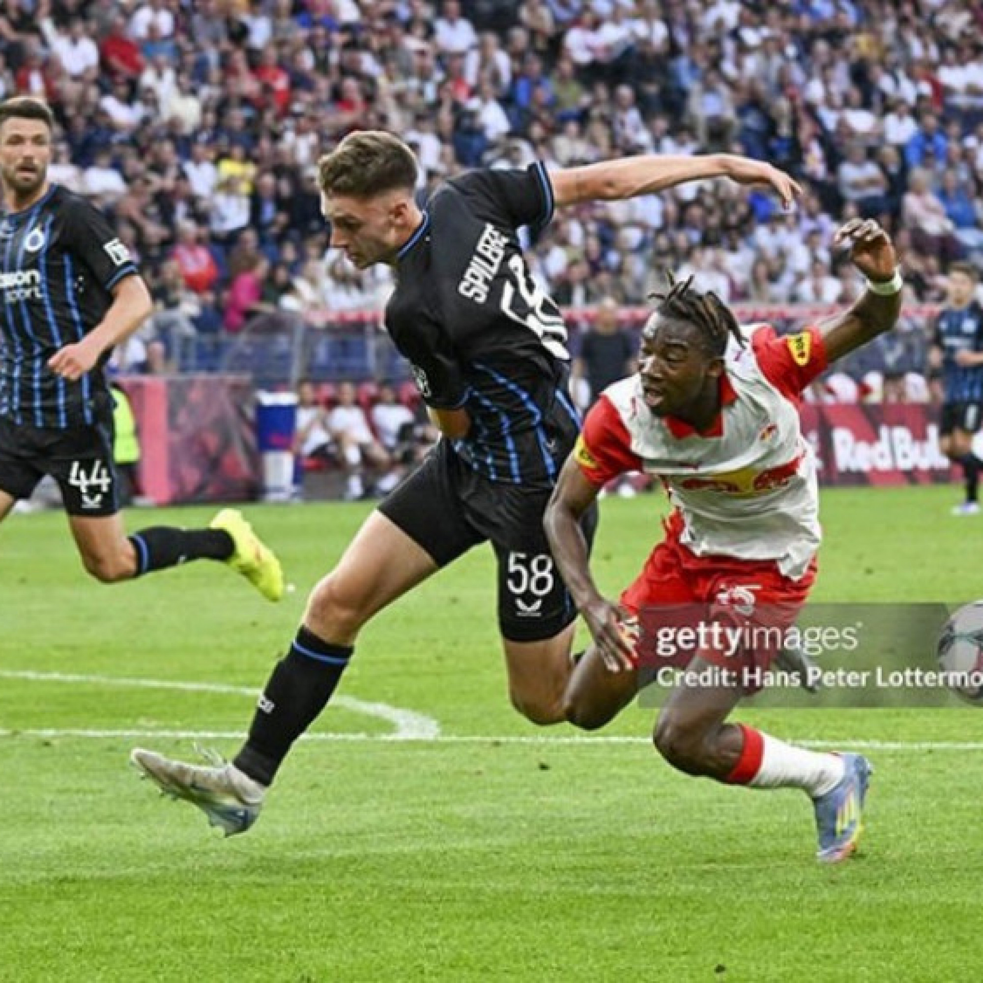  - Nóng rực vòng loại Cúp C1: Đội cũ Haaland thua sốc sân nhà, Nice đại chiến Benfica