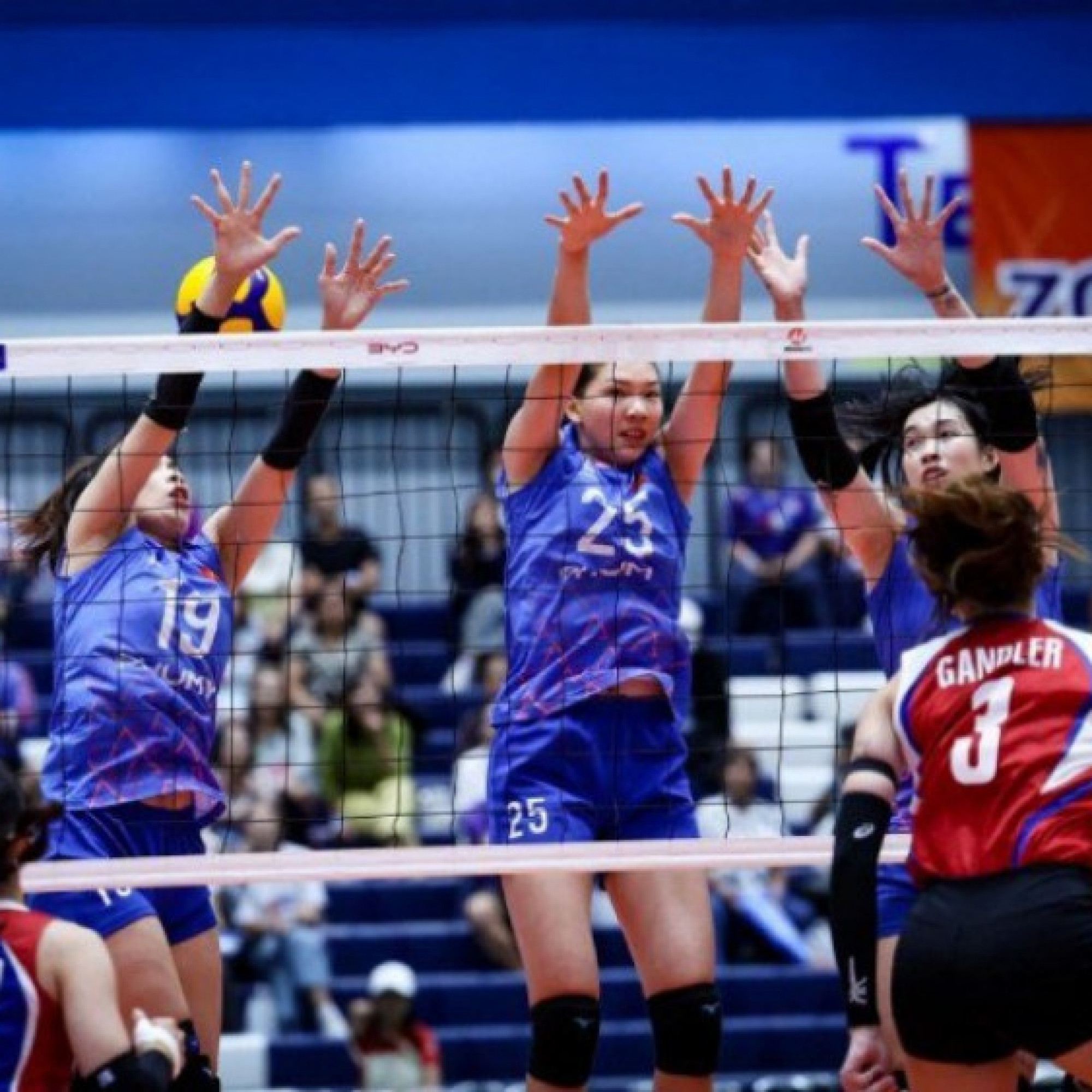  - Kết quả bóng chuyền nữ Việt Nam - Thái Lan: Choáng váng set 1 (SEA V-League)
