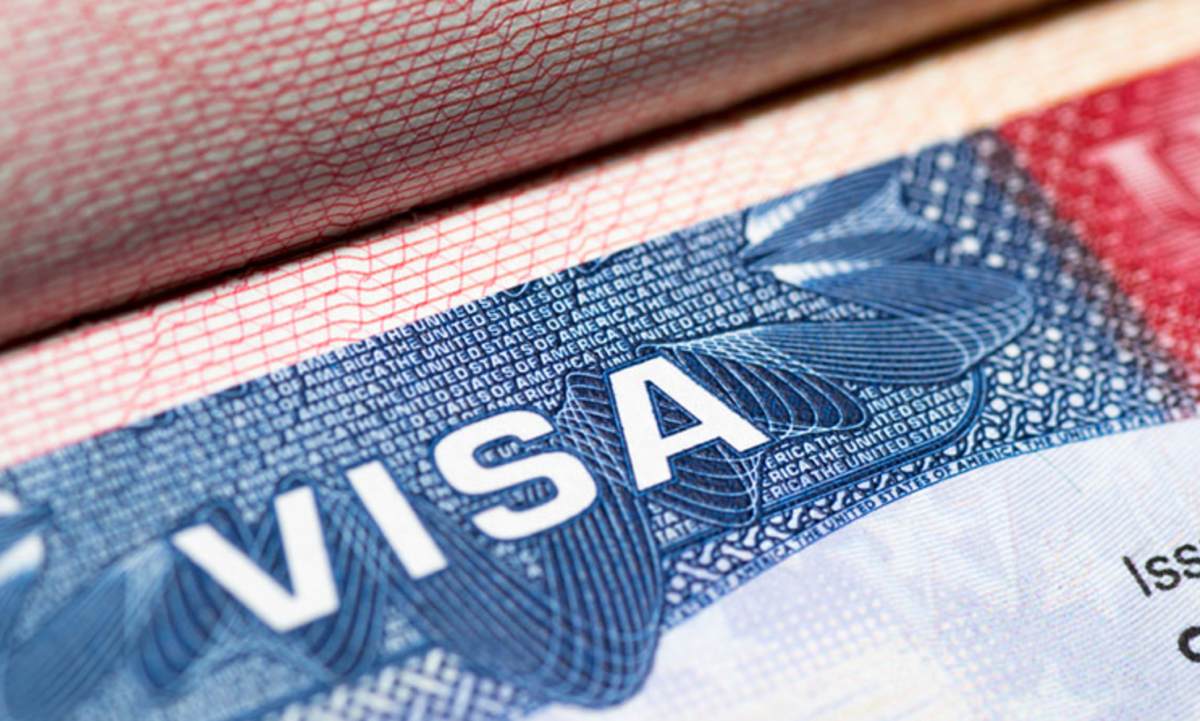 Du khách đến Mỹ có thể phải đặt cọc tới 15.000 USD trước khi nhập cảnh - 1