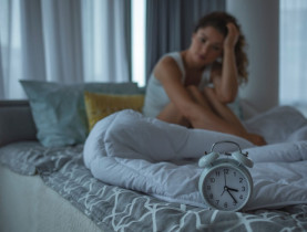  - Thường xuyên uống sữa và ăn phô mai khiến cơ thể dễ mất ngủ, gặp ác mộng?