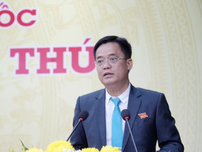  - Xây dựng Phú Quốc thành trung tâm sinh thái, nghỉ dưỡng, tài chính và sáng tạo quốc tế