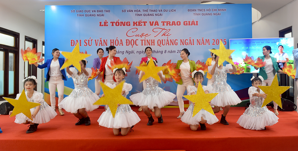 ton vinh dai su van hoa doc quang ngai - 2