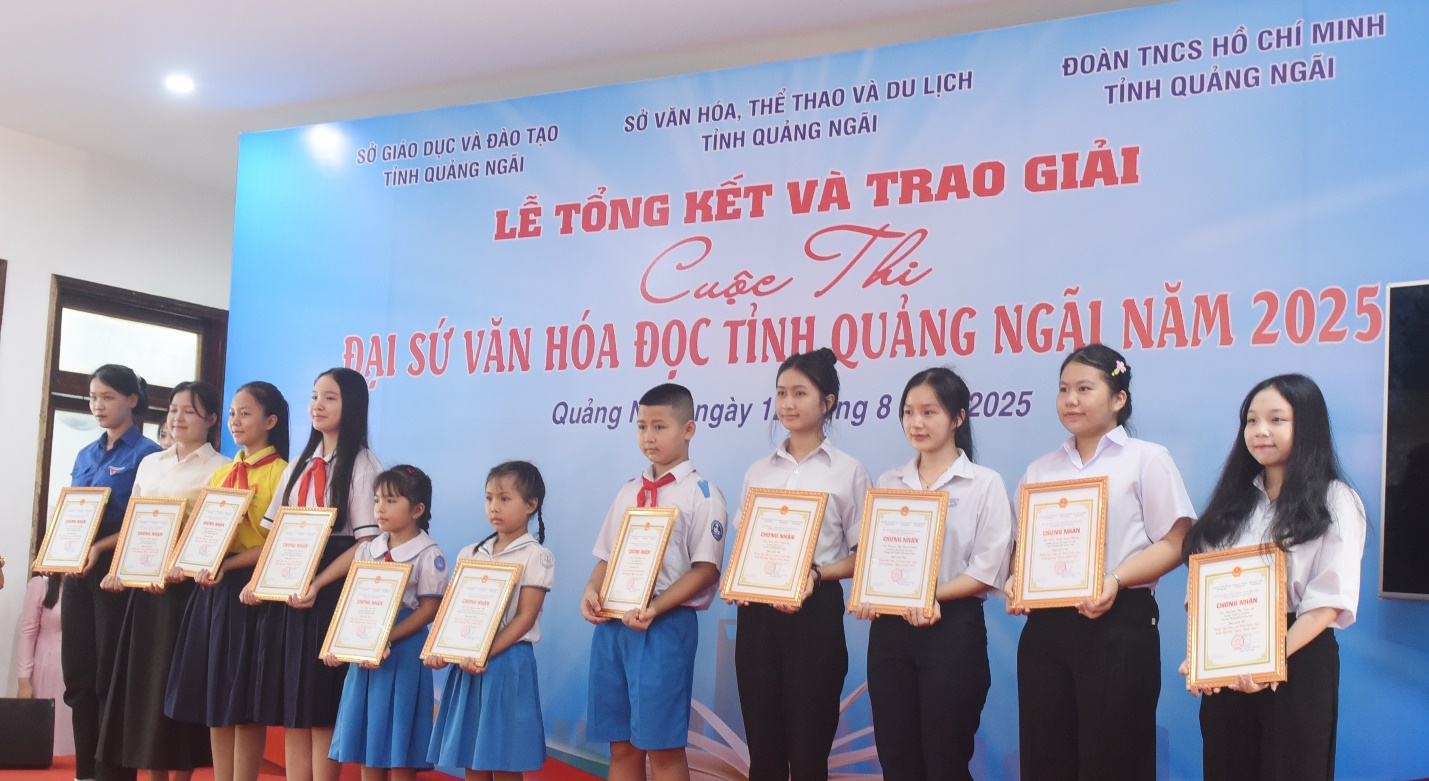 ton vinh dai su van hoa doc quang ngai - 5