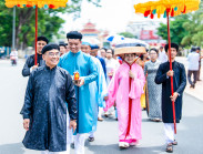 Thiêng Liêng nghi thức lễ cưới trang trọng nơi miền đất thánh