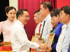  - TP.HCM kiện toàn bộ máy, thành lập Hội đồng Thi đua - Khen thưởng
