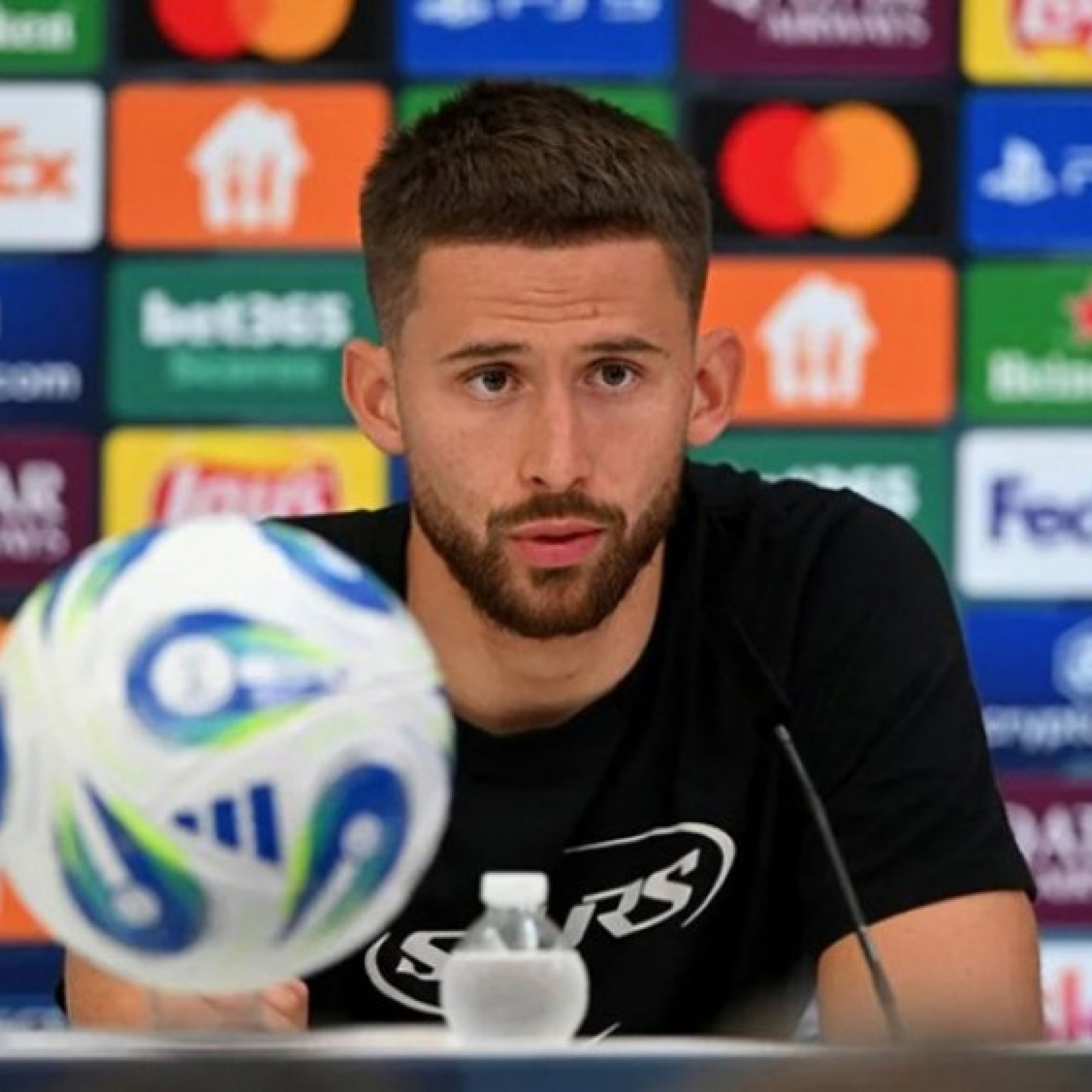  - Họp báo PSG - Tottenham: Sao "Gà trống" lên tiếng ủng hộ Donnarumma