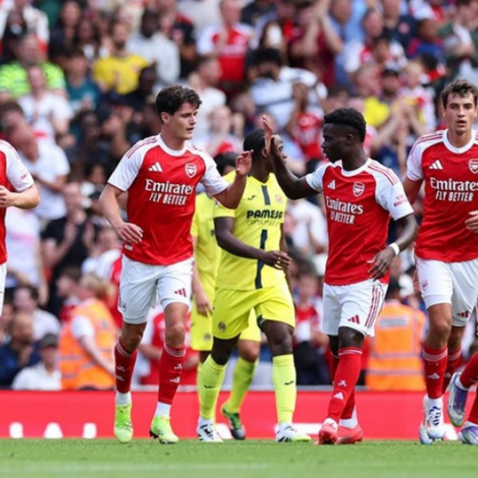  - "Ngũ hổ" Ngoại hạng Anh đua vô địch: Arsenal đứng trước kỷ lục... về nhì