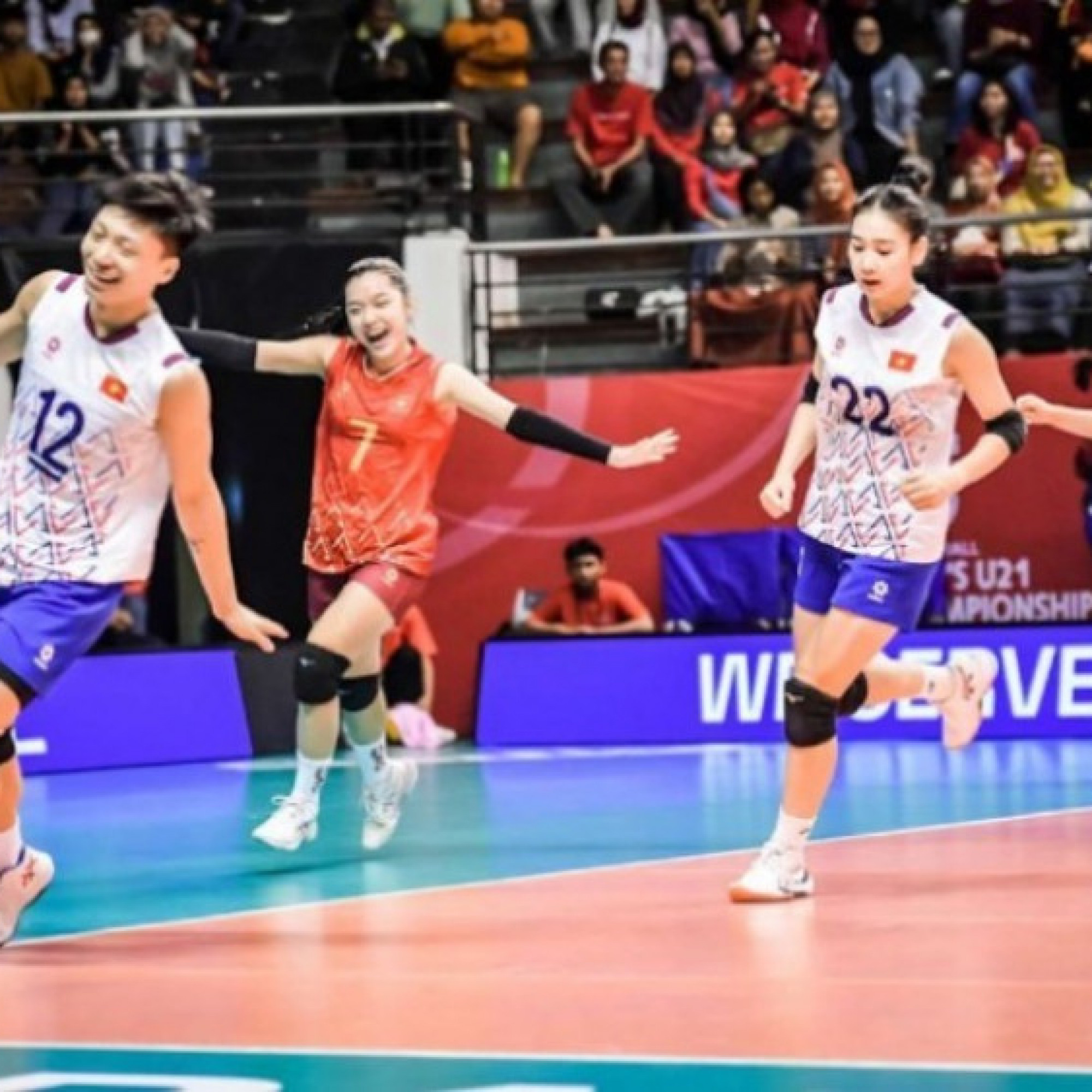 - Làm rõ án phạt nặng của ĐT nữ U21 Việt Nam, Liên đoàn bóng chuyền VN có bị FIVB phạt?