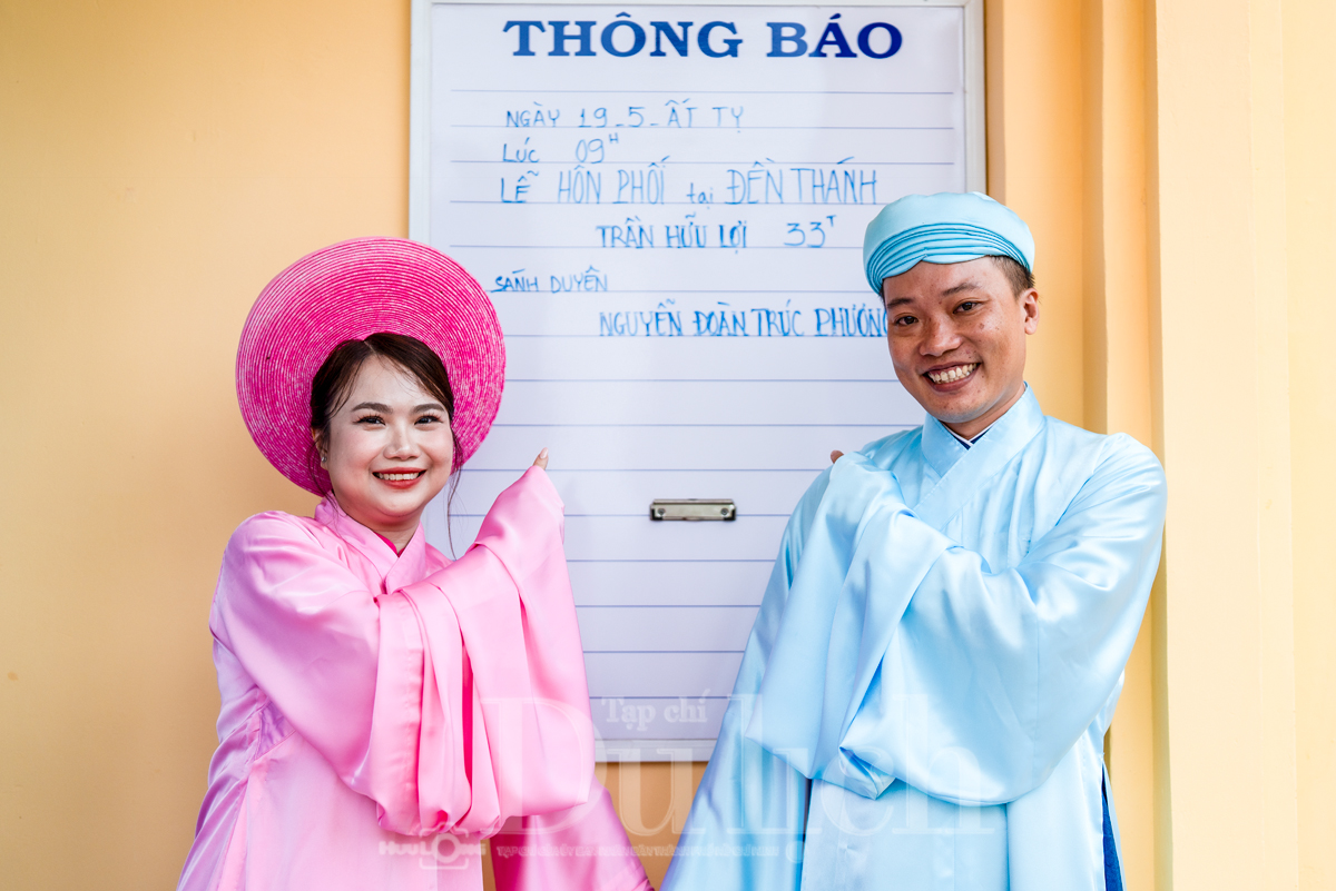 Nghi thức lễ cưới trang trọng nơi miền đất thánh - 4