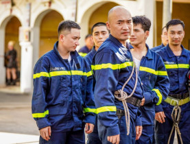  - “Anh Cả” Tiến Luật nói về tình huống nghẹt thở, vượt qua nỗi sợ độ cao trong “Chiến sĩ quả cảm”