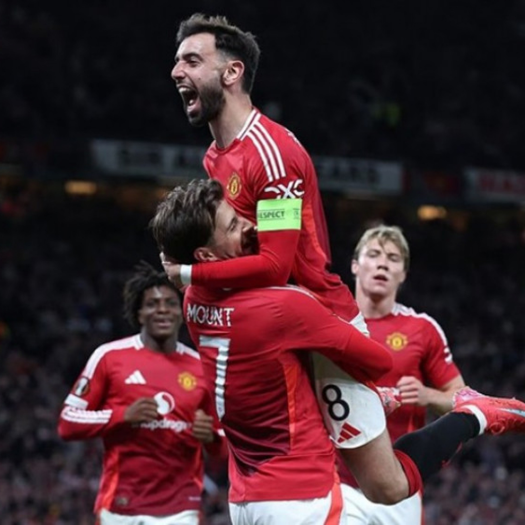  - MU phải đá vòng 2 League Cup lần đầu sau 11 năm, gặp ngay "khắc tinh"