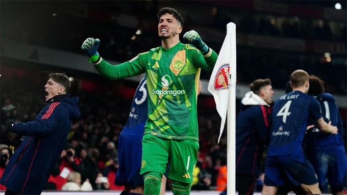MU đụng độ Arsenal: Đại chiến máu lửa tái hiện truyền thống Ngoại hạng Anh - 8