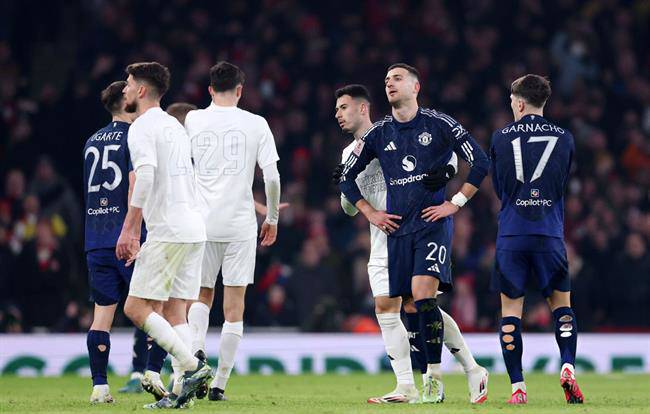 MU đụng độ Arsenal: Đại chiến máu lửa tái hiện truyền thống Ngoại hạng Anh - 4