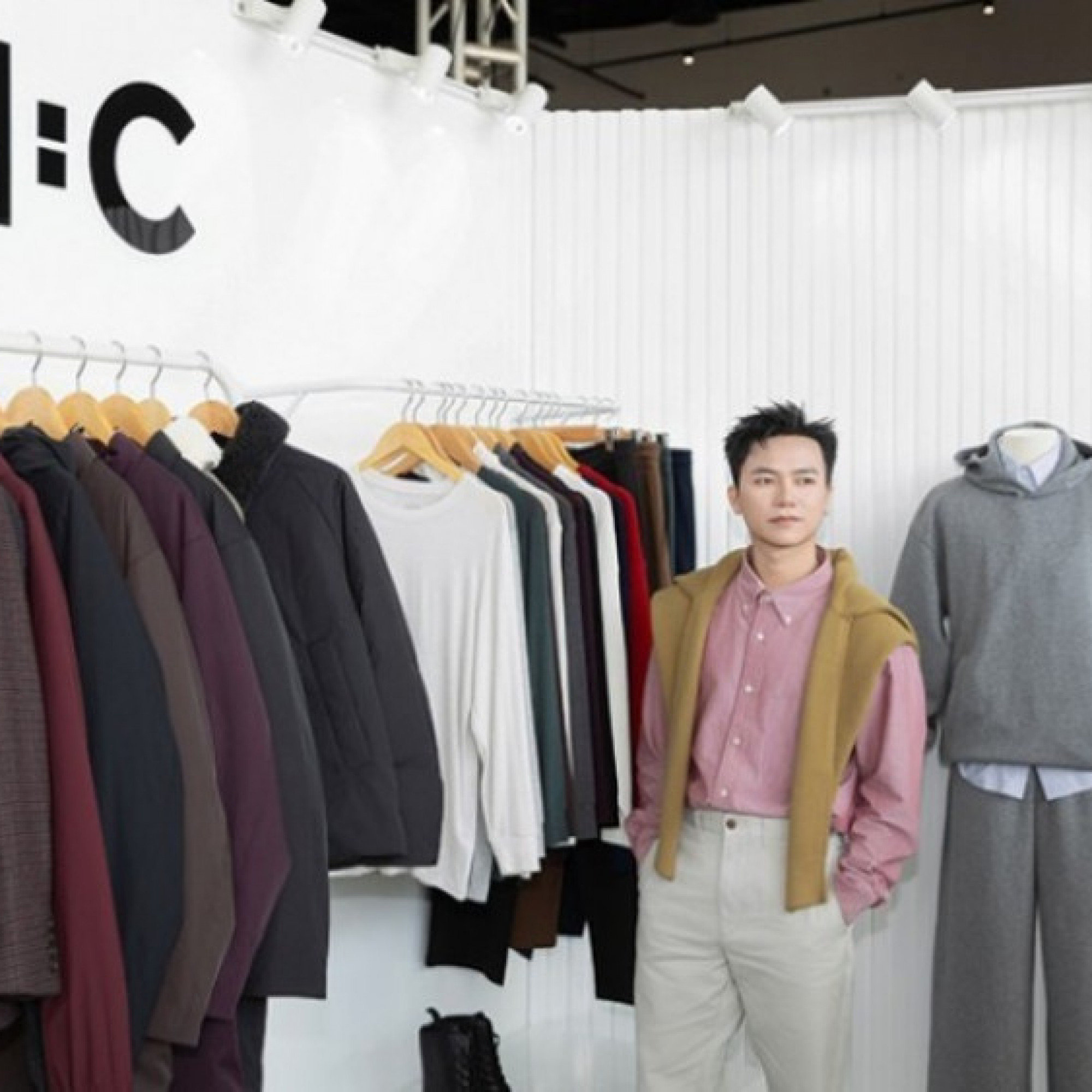  - Bộ sưu tập LifeWear Thu/Đông 2025: “Điểm chạm” tôn vinh những giá trị kinh điển và hiện đại