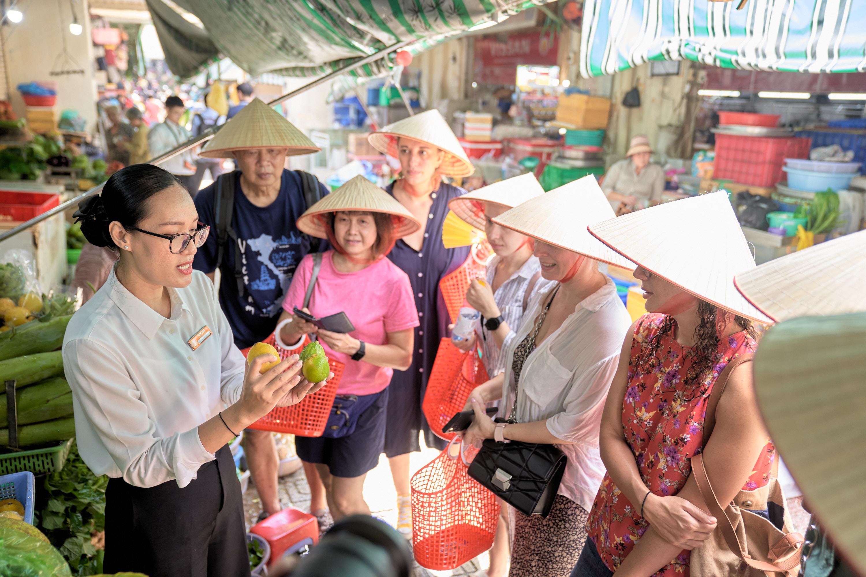 Miễn thị thực cho khách châu Âu: Du lịch Việt Nam làm gì để khai thác ‘mỏ vàng’ - 2