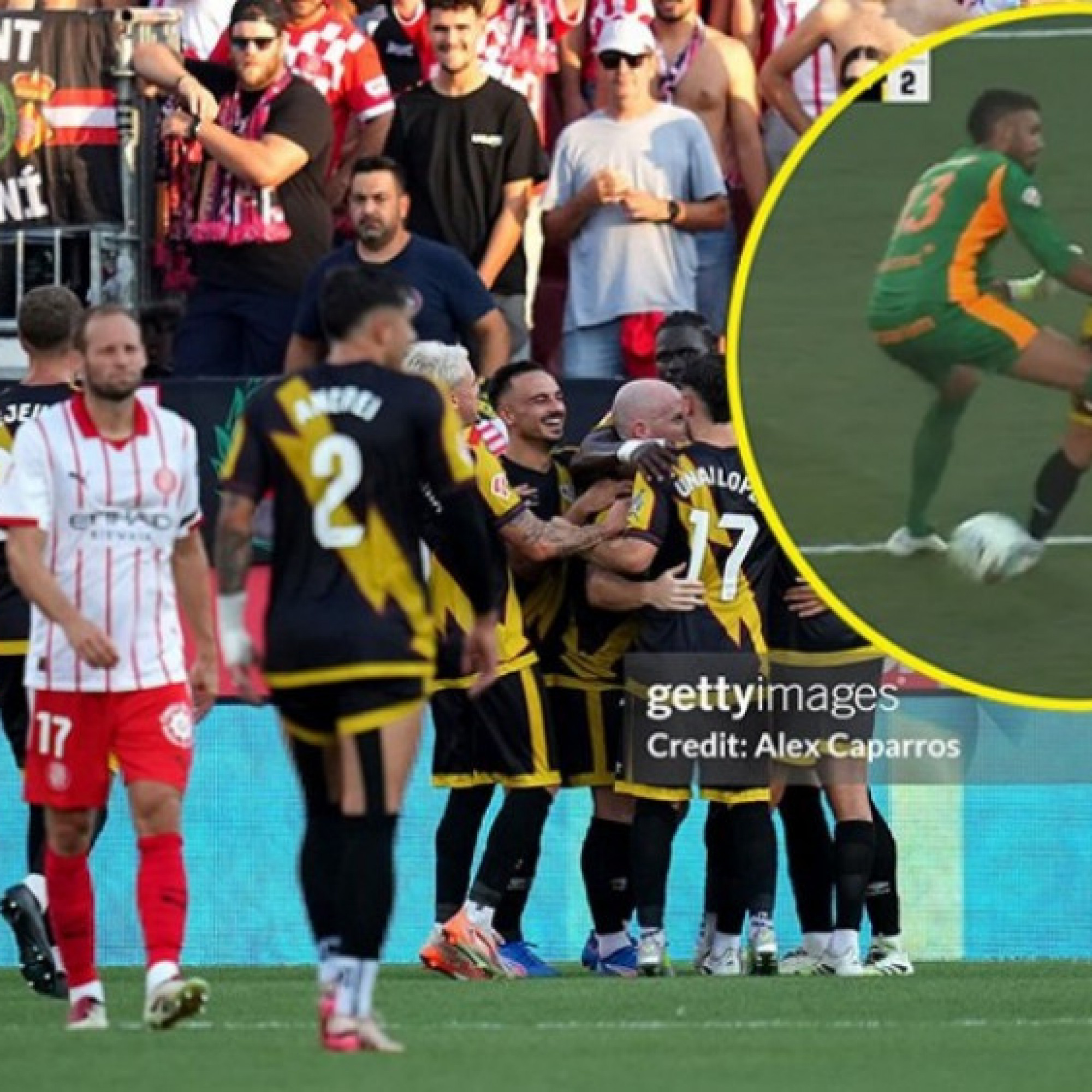  - Cựu thủ môn Ngoại hạng Anh ăn thẻ đỏ, mắc 2 sai lầm gây sốc ngày mở màn La Liga