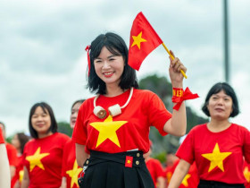  - Hơn 30.000 người Quảng Ninh tham gia sự kiện “Cùng Việt Nam tiến bước”