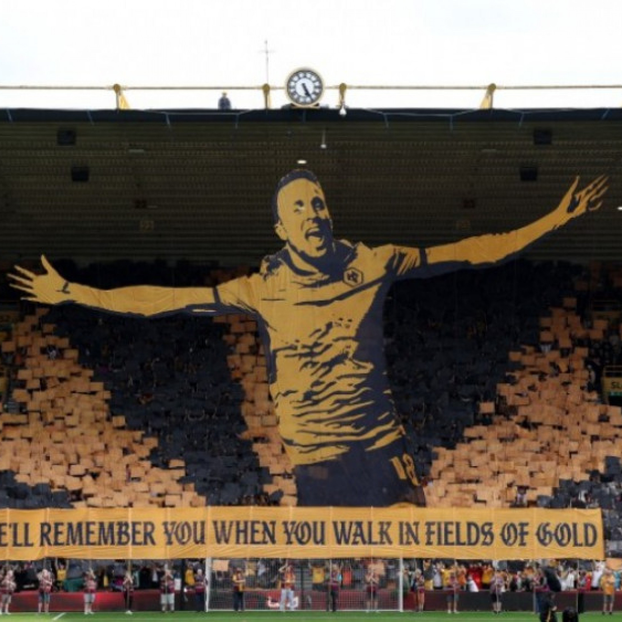  - Tin mới nhất bóng đá sáng 17/8: CĐV Wolves gửi lời tri ân tới Diogo Jota