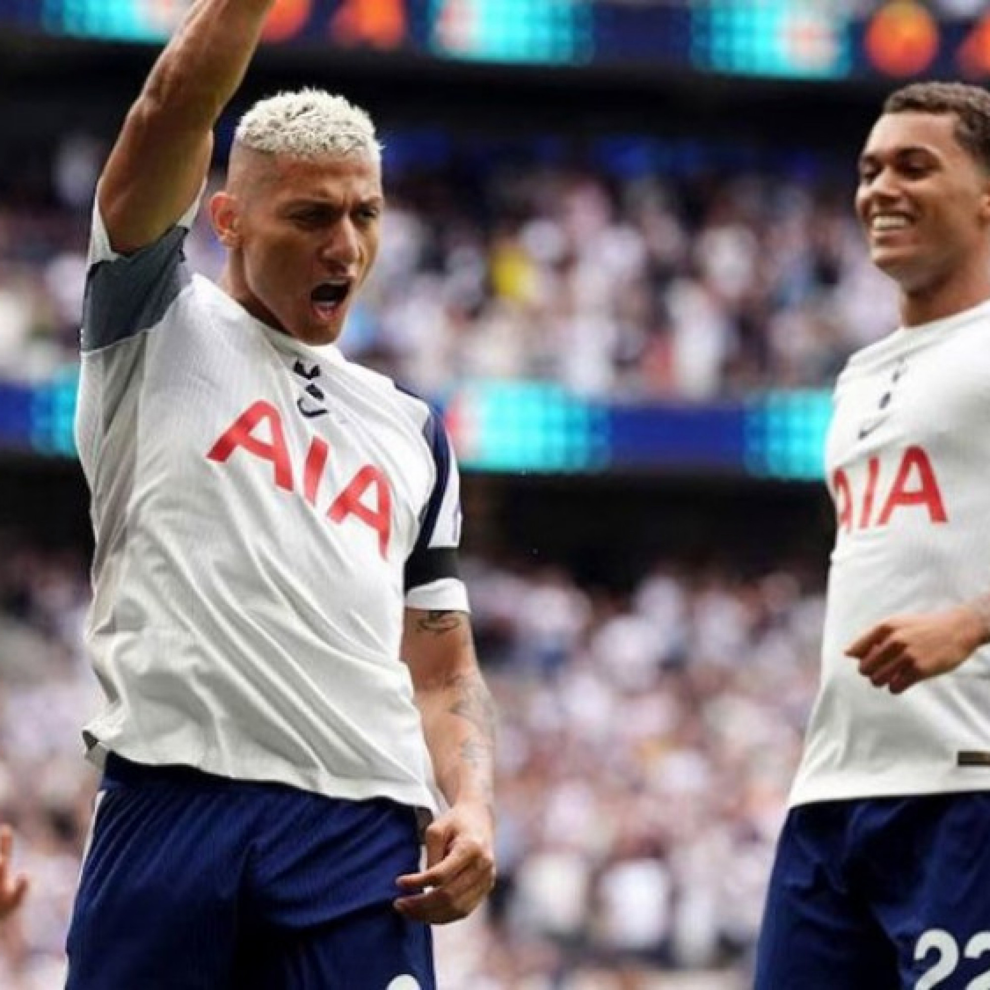  - Điểm nóng vòng 1 Ngoại hạng Anh: MU - Arsenal "đổi vai", Tottenham - Man City bùng nổ