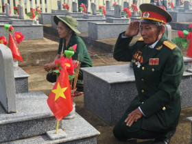  - Kỷ niệm 60 năm bản anh hùng ca chiến thắng Vạn Tường