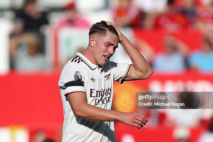 MU thua Arsenal: Đáng sợ "nghệ thuật hắc ám", dàn tân binh làm Amorim ngất ngây - 4