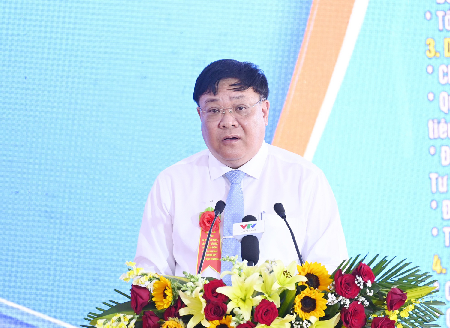 Cà Mau tăng tốc phát triển từ những dự án trọng điểm - 2