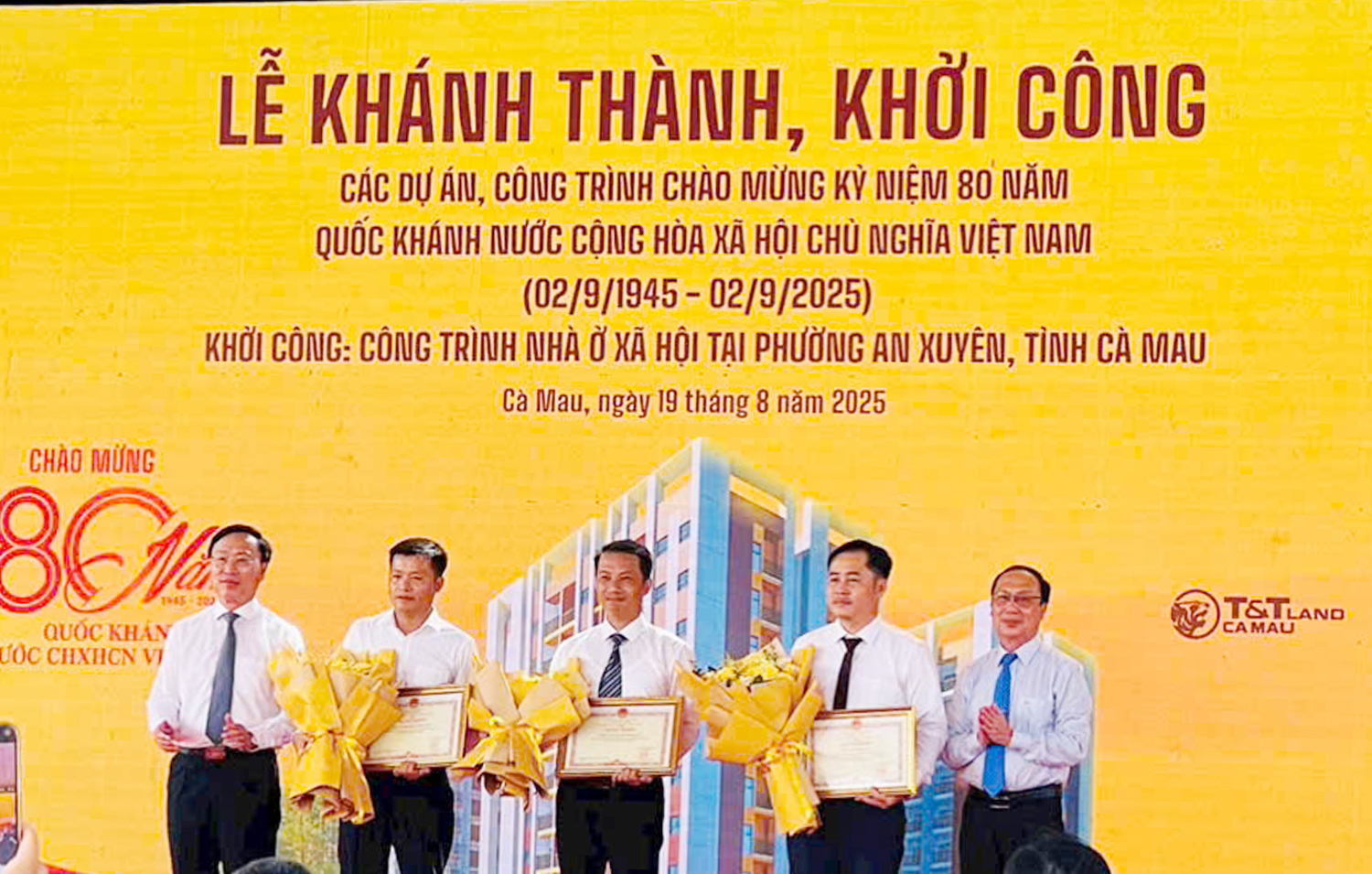 Cà Mau khởi công dự án nhà ở xã hội hơn 1.000 tỷ đồng - 2