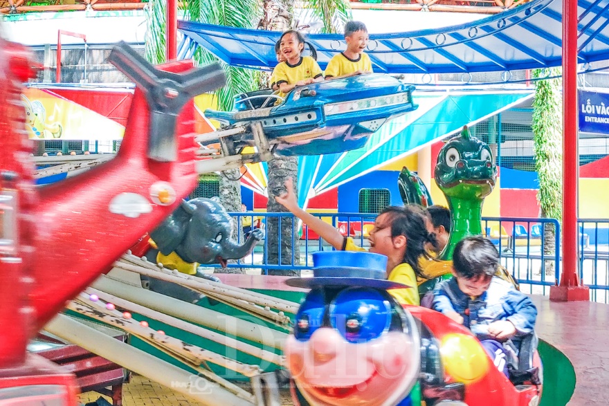 ‘Vòng tay yêu thương’ tiếp sức 3.000 trẻ em khó khăn trước thềm năm học mới - 2