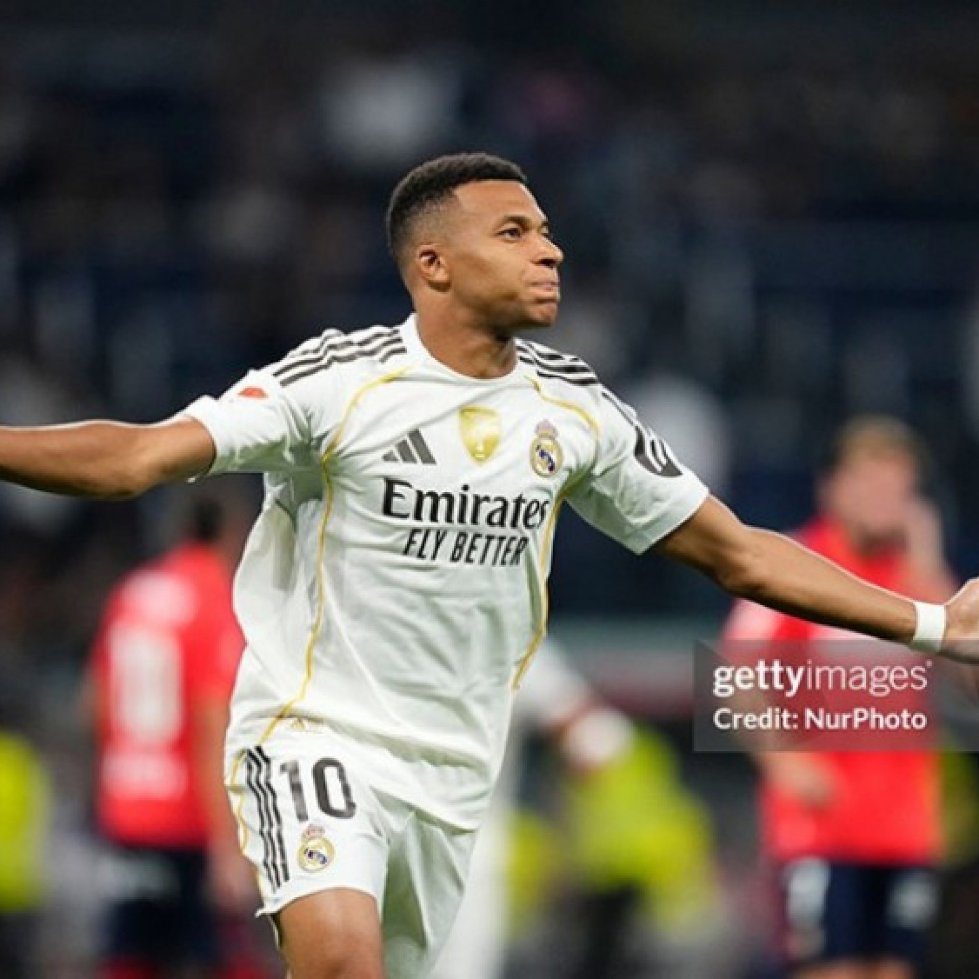  - Real thắng nhọc trận ra quân: Mbappe xuyên thủng "bức tường", dấu ấn Alonso