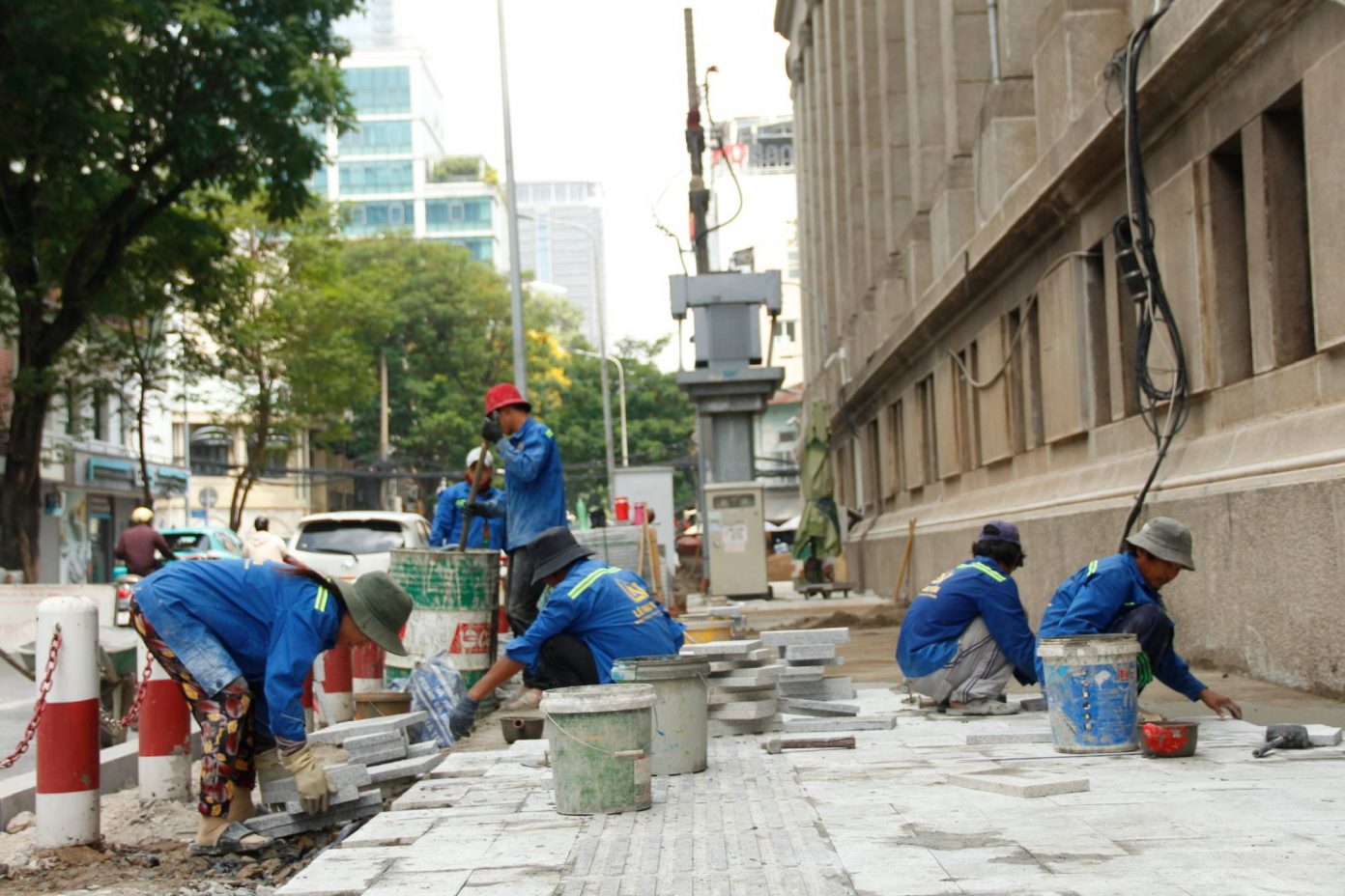 TP.HCM tạm ngưng đào đường, vỉa hè dịp lễ 2/9 - 1