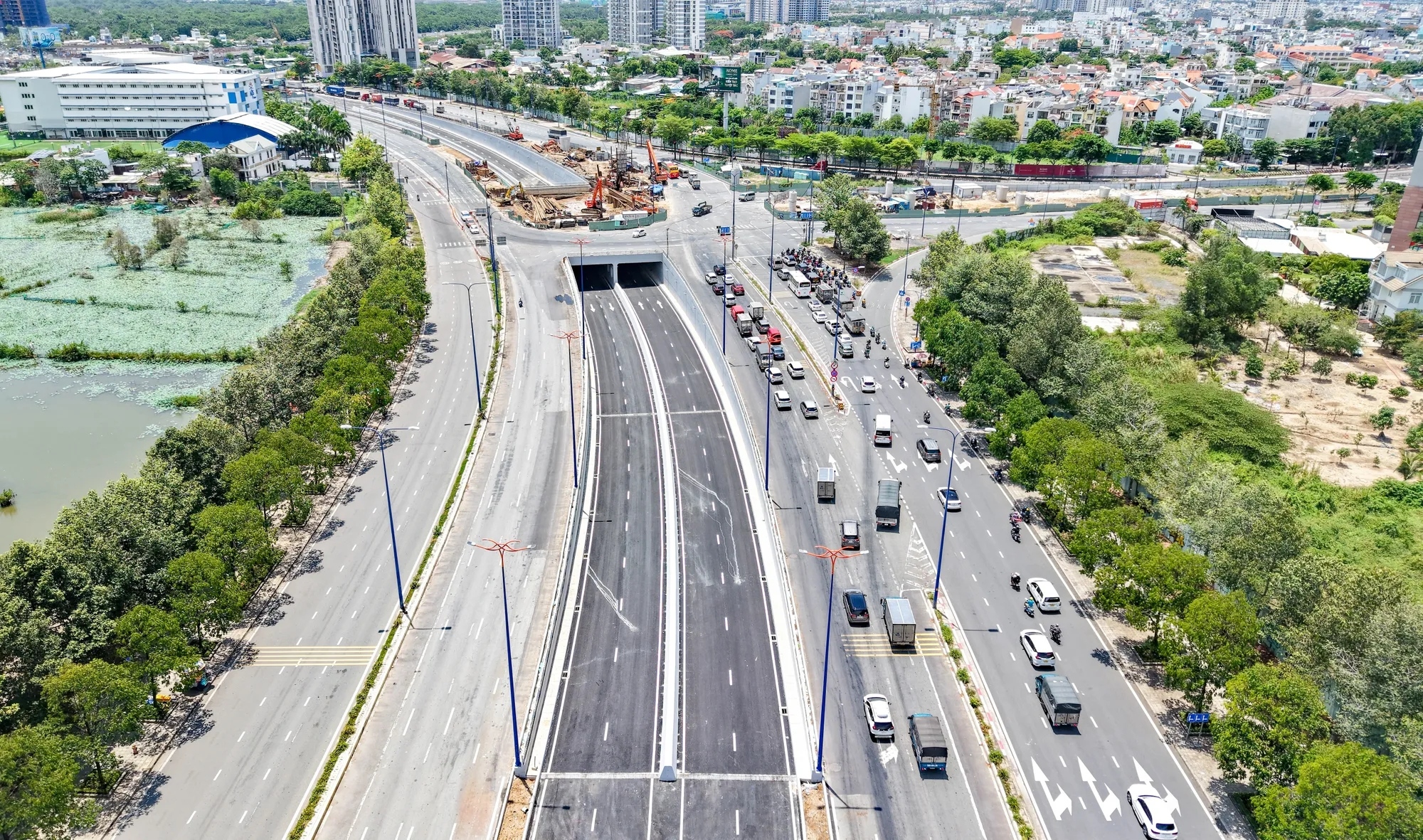Đảng bộ TP.HCM: Dấu ấn nhiệm kỳ 2020 - 2025 qua các công trình giao thông trọng điểm - 7