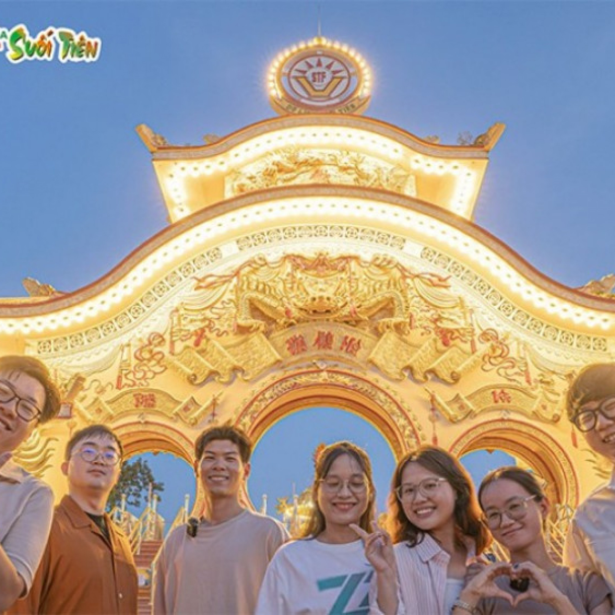  - Suối Tiên mở cửa đêm dịp lễ 2/9 - Không gian rực rỡ, trải nghiệm bất tận
