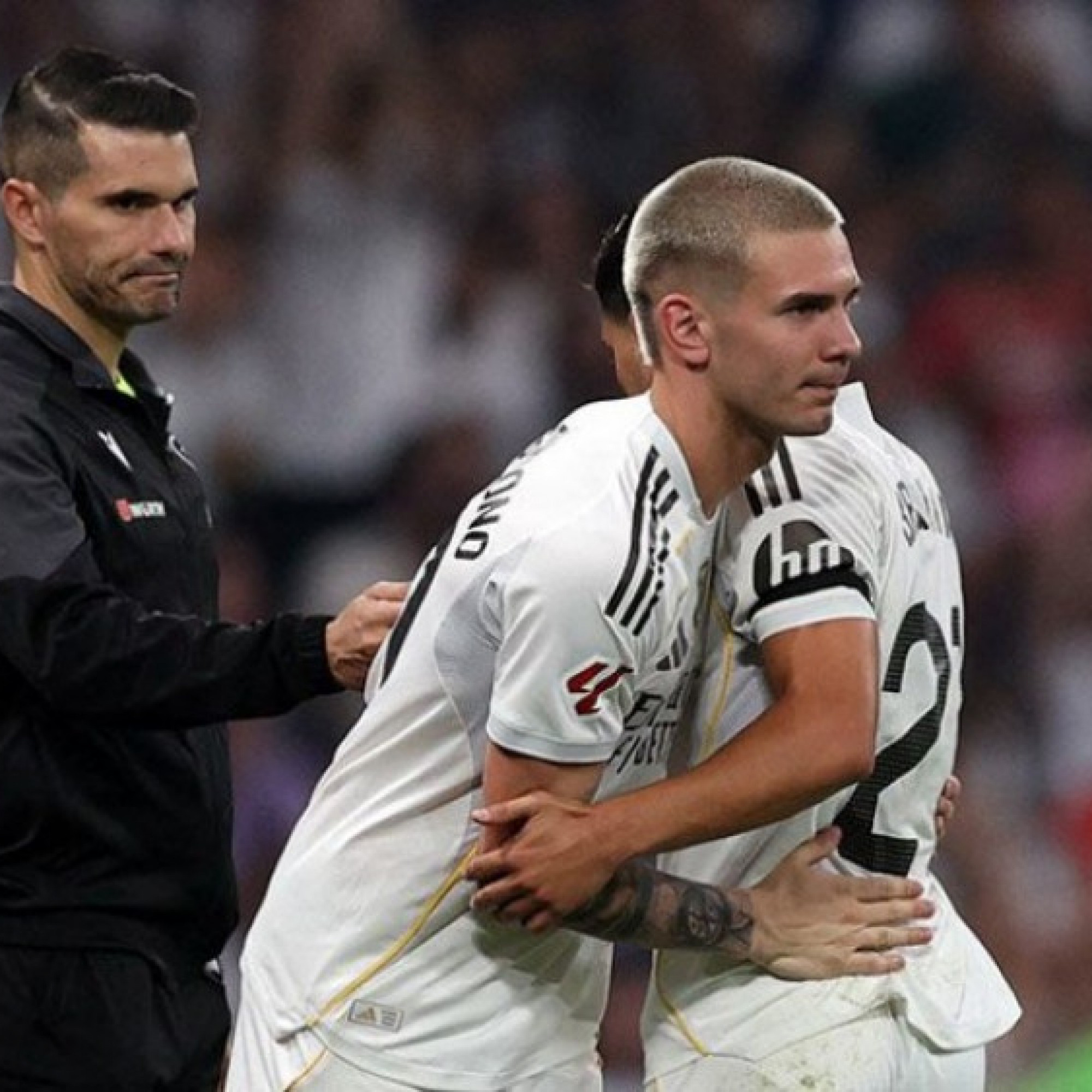  - Real Madrid nguy cơ bị xử thua trận gặp Osasuna vì sao trẻ Mastantuono