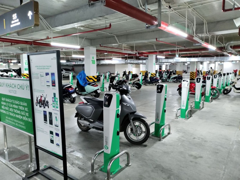 Nhà khoa học nói về chuyển xe xăng sang xe điện ở TP.HCM - 1