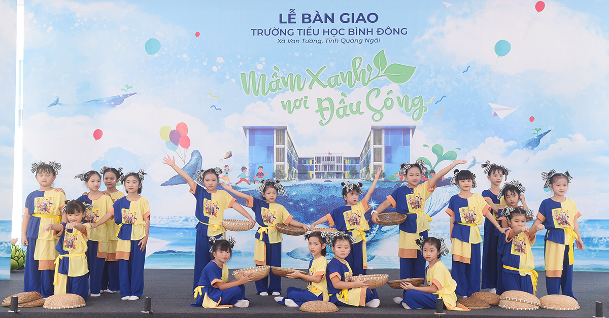tap doan hoa phat danh 175 ty dong hoat dong an sinh xa hoi tai quang ngai - 2